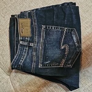 Silver Jeans Berkley straight.
